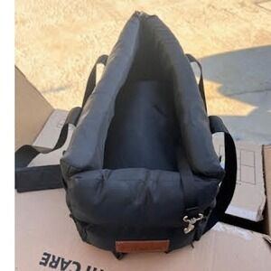 Black Dog Carrier
